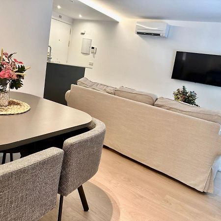 Private Room In A Shared Apartment, Habitacion Privada En Un Apartamento Compartido En Pacifico, Мадрид Экстерьер фото